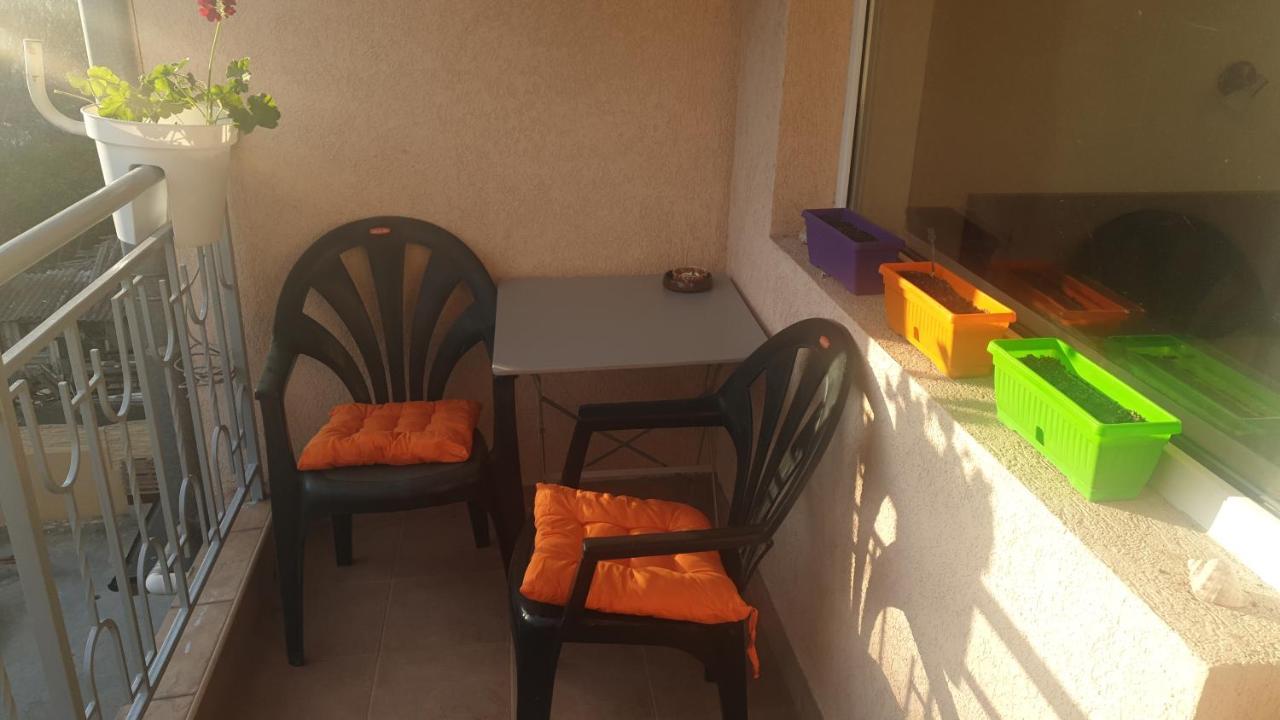 בורגאס Sunny Apartment מראה חיצוני תמונה