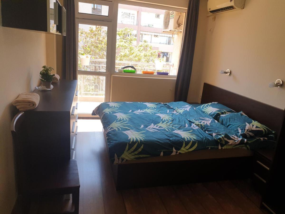 בורגאס Sunny Apartment מראה חיצוני תמונה